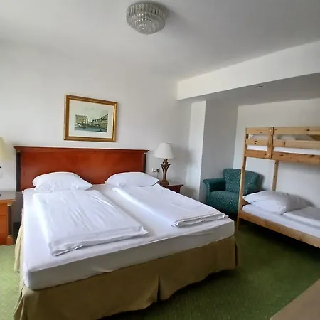 Отель Alpenhotel Gastager 3*
