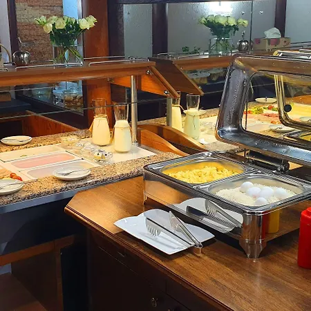 فندق Alpenhotel Gastager انزل