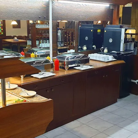 فندق Alpenhotel Gastager 3*