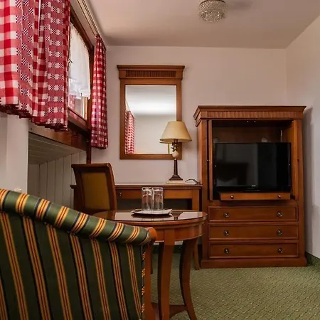 Alpenhotel Gastager Отель Инцелль